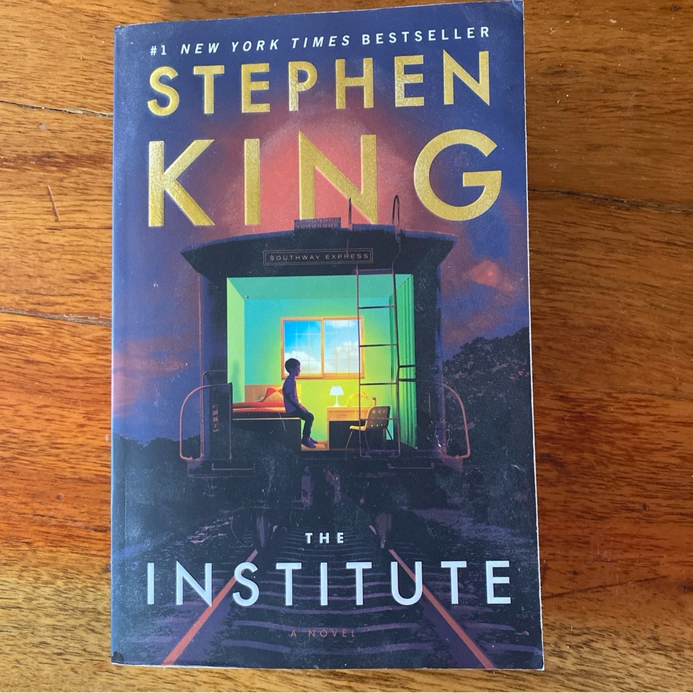 Stephen King 'The Institute' paperback Book‎